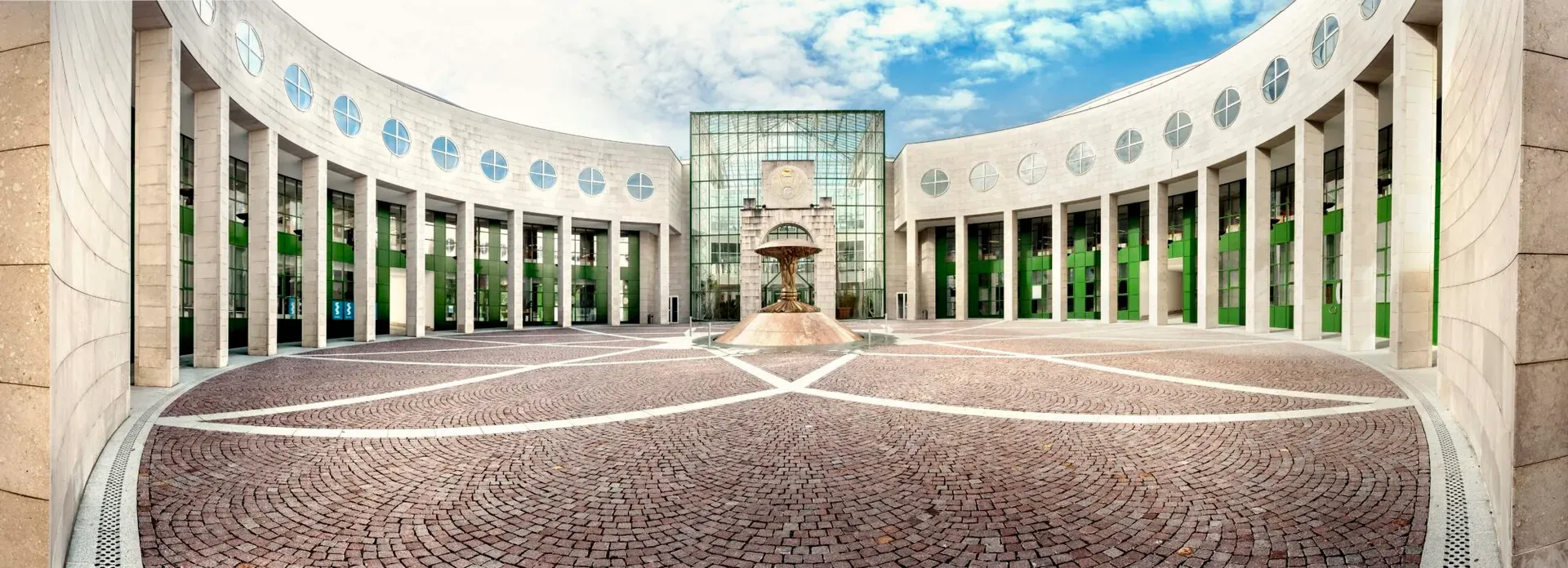 SALZBURG UNIVERSITY